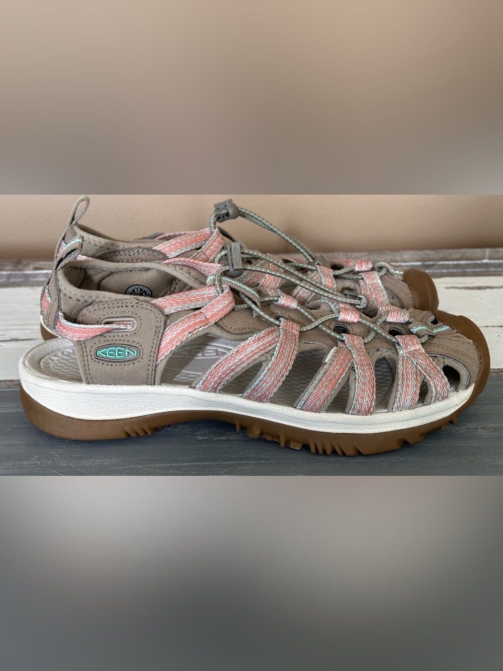 KEEN Whisper Waterproof Sport Hiking Sandals Women’s 8.5 Taupe Pink Outdoor